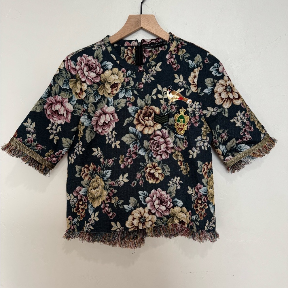 Zara XS‎ Vintage-Inspired Floral Tapestry Short Sleeve Top with Fringe